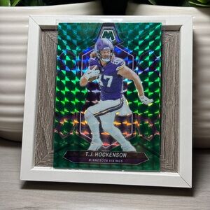 2024 Mosaic Football TJ Hockenson Green Mosaic Prizm No.145